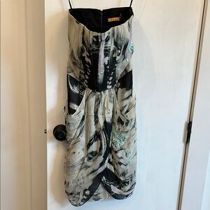 Alice + Olivia Elegant Black Dress